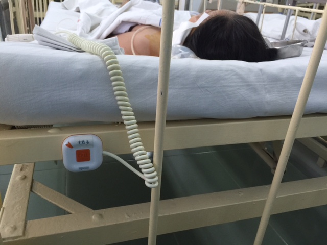 Triển khai lắp đặt chuông gọi y tá cho bệnh viện Ung Bướu Sài Gòn IMG_2601