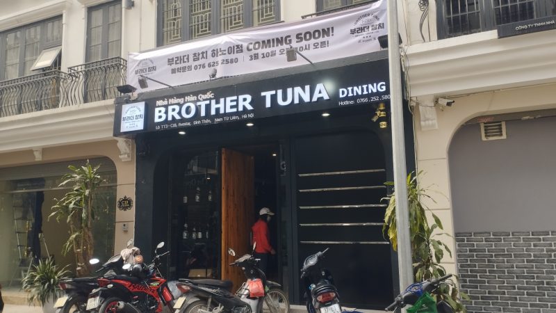 nhà hàng brother tuna