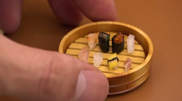 nhà hàng có sushi nhỏ nhất thế giới