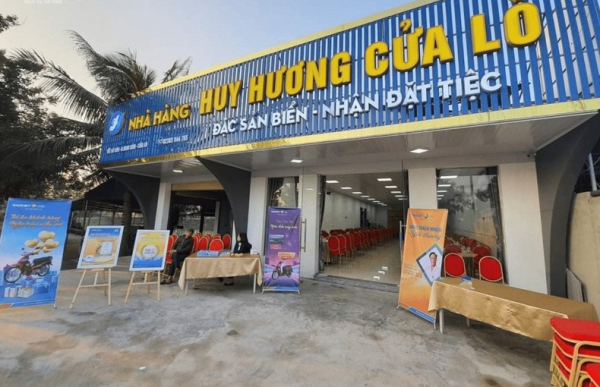 Nhà hàng Huy Hương